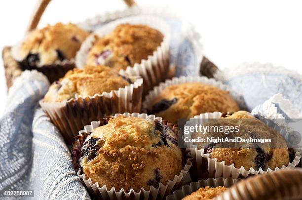close-up of blueberry muffins in rectangular basket - muffin stockfoto's en -beelden