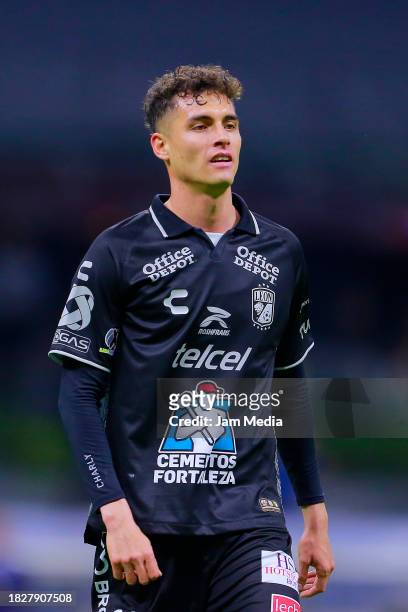 Paul Bellon of Leon looks on during the quarterfinals second leg match between America and Leon as part of the Torneo Apertura 2023 Liga MX at Azteca...
