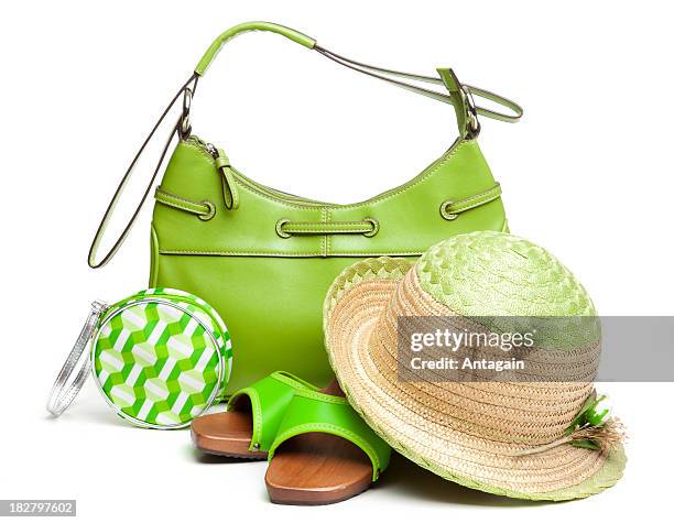 damen-accessoires - strohhut freisteller stock-fotos und bilder