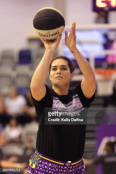 Penina Davidson of the Boomers warms up during the WNBL match between Melbourne Boomers and Perth Lynx at Melbourne Sports Centres - Parkville, on...