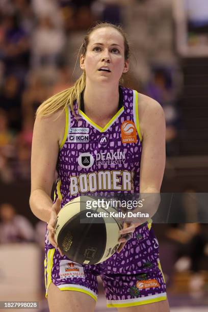 Keely Froling of the Boomers shoots during the WNBL match between Melbourne Boomers and Perth Lynx at Melbourne Sports Centres - Parkville, on...