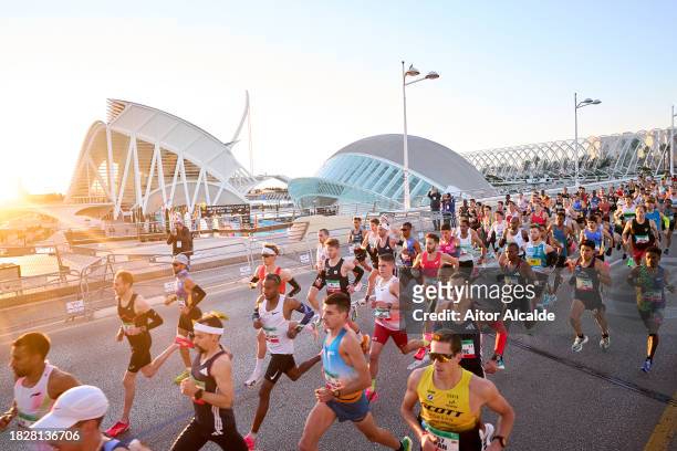 Athletes leaves the start line of the 2023 Valencia Marathon Trinidad Alfonso on December 03, 2023 in Valencia, Spain.