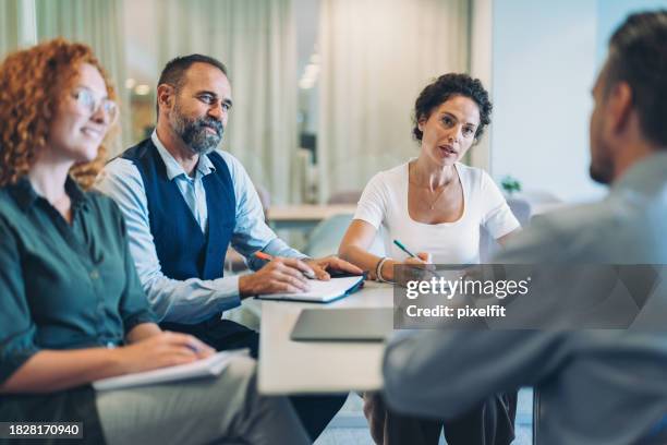 business recruitment - recruiter stockfoto's en -beelden