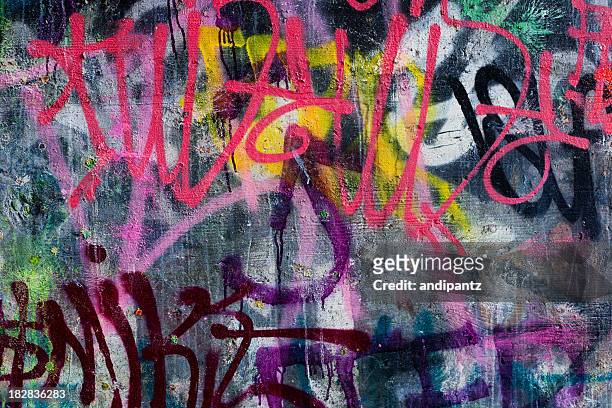 colorati graffiti - texture descrizione generale foto e immagini stock