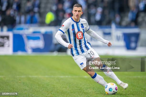 Marc Oliver Kempf of Hertha BSC in action during the Second Bundesliga match between Hertha BSC and SV Elversberg at Olympiastadion on December 03,...