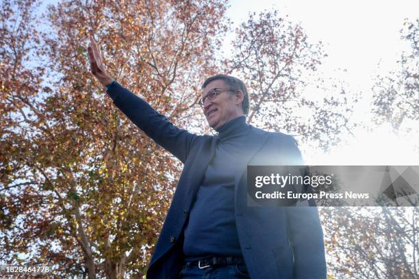 El presidente del Partido Popular, Alberto Nuñez Feijoo, durante un acto del PP contra la amnistia se dirigen a Ferraz, a 3 de diciembre de 2023, en...