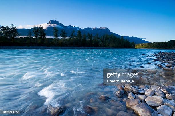 mountain sunrise - british colombia stock pictures, royalty-free photos & images