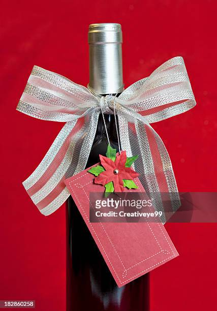 holiday wine gift - wine gift stock pictures, royalty-free photos & images