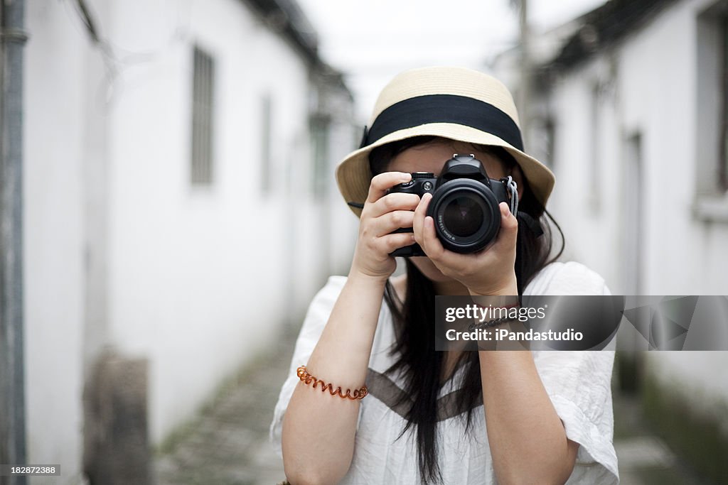 Taking photos with a DSLR