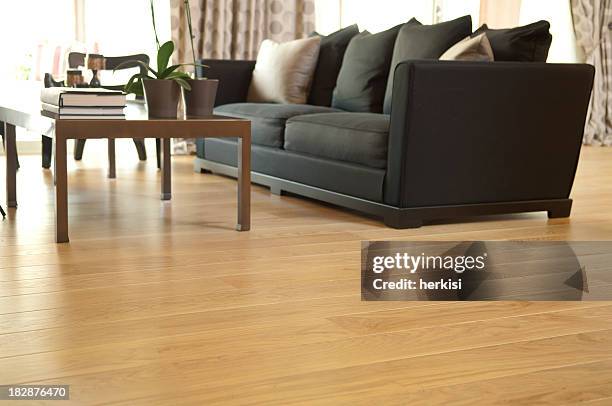 wohnzimmer room - hartholz stock-fotos und bilder