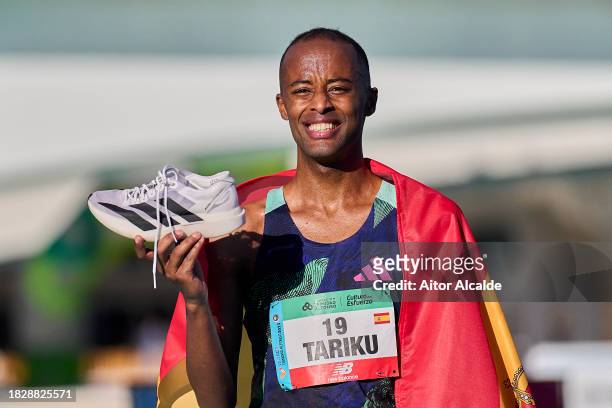 Tariku Novales of Spain arrives to the finish line and breaks the spanish national time record at the 2023 Valencia Marathon Trinidad Alfonso on...