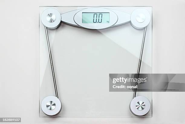 glass scale - scales weight stock pictures, royalty-free photos & images