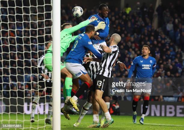 Abdallah Sima of Rangers heads at goal during the Cinch Scottish Premiership match between Rangers FC and St. Mirren FC at Ibrox Stadium on December...