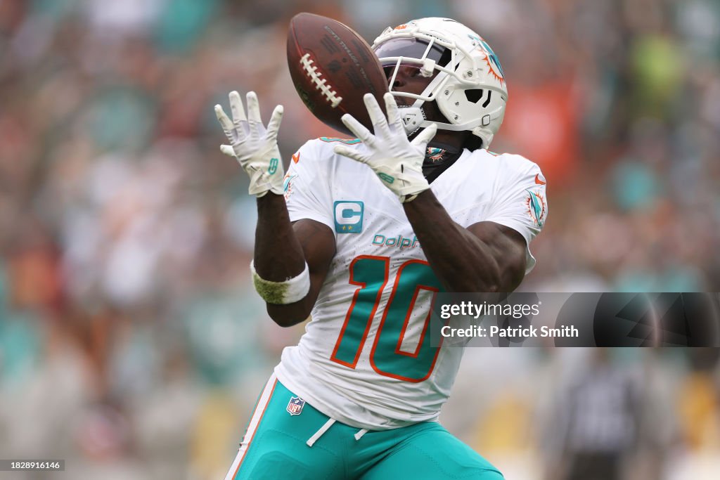 Miami Dolphins v Washington Commanders