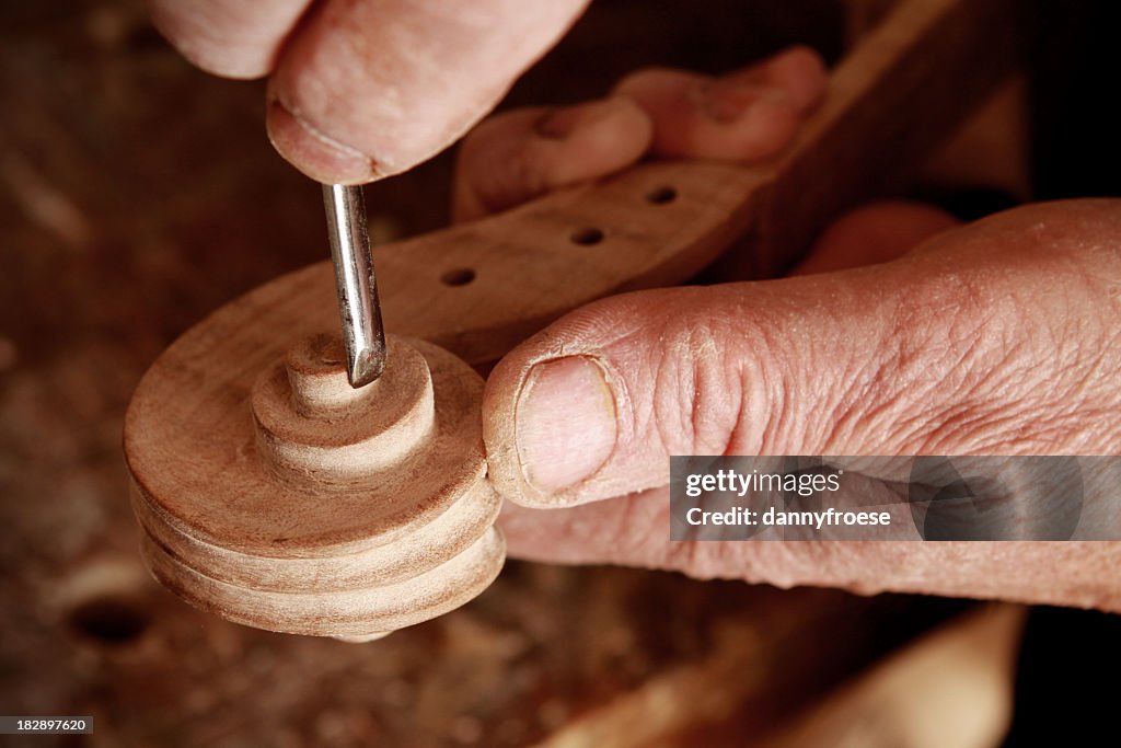 A crafted skilled violin creator