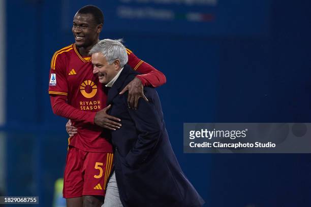 Jose Mourinho, head coach of AS Roma celebrates after winning with his player Evan N'Dicka of AS Roma during the Serie A TIM match between US...