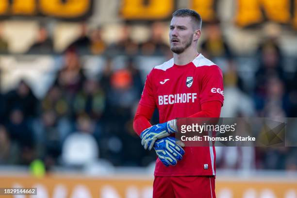 Luca Unbehaun of Verl looks on during the 3. Liga match between SC Verl and Dynamo Dresden at SPORTCLUB Arena on December 03, 2023 in Verl, Germany.