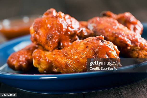 spicy chicken wings - buffalo wings stock pictures, royalty-free photos & images