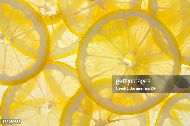 lemons - lemon slices stockfoto's en -beelden