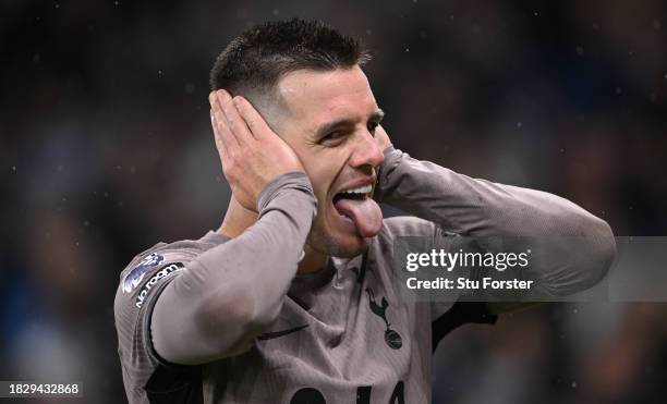 Giovani Lo Celso of Tottenham Hotspur celebrates after scoring the team's second goal during the Premier League match between Manchester City and...