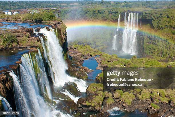 iguazú falls - iguacu falls stockfoto's en -beelden