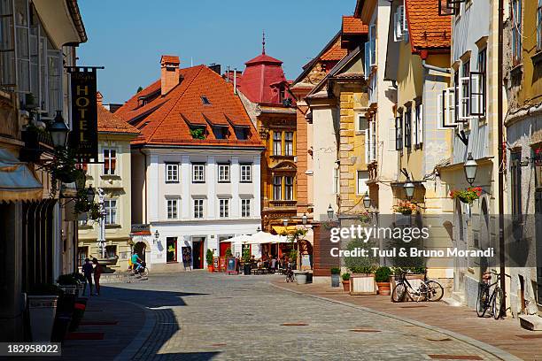 slovenia, ljubljana, gorjni street - ljubljana stockfoto's en -beelden