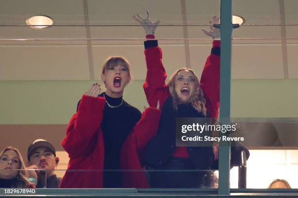 Taylor Swift and Brittany Mahomes react in a suite during the game between the Kansas City Chiefs and the Green Bay Packers at Lambeau Field on...