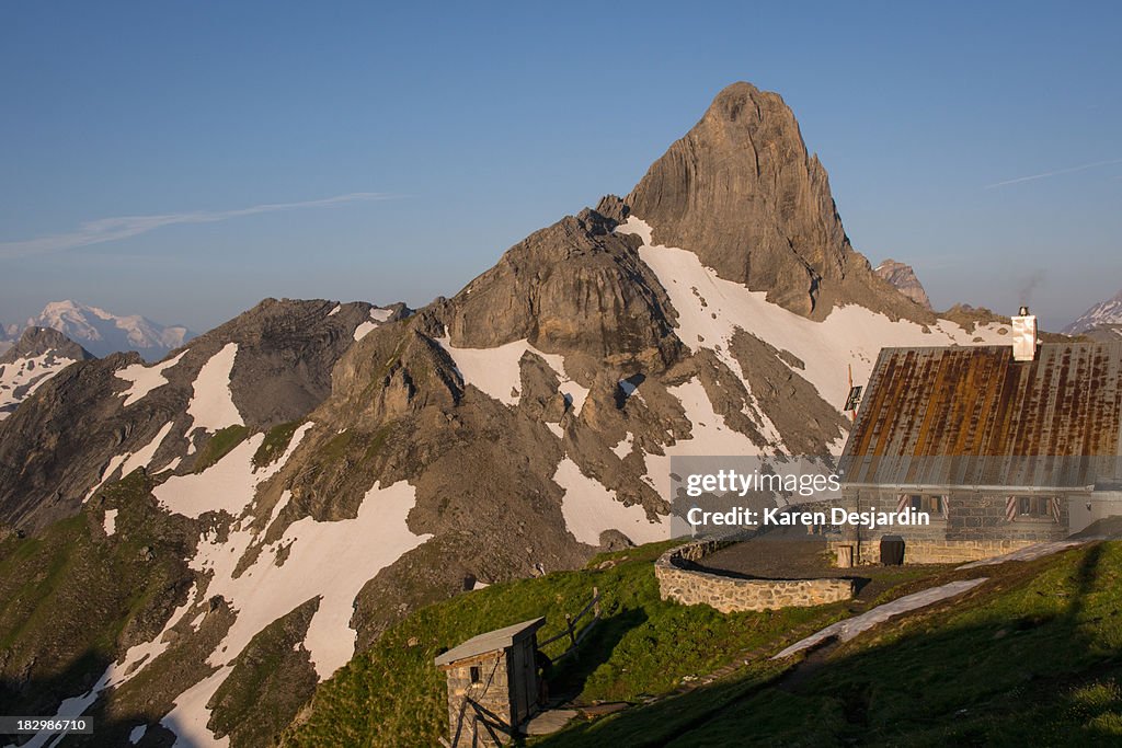 Cabane Rambert with Petit Muveran, Swiss Alps