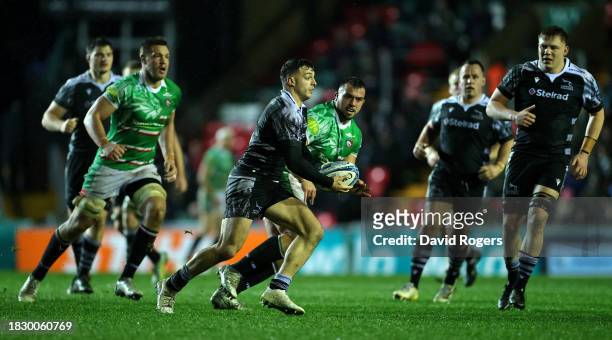 Adam Radwan of Newcastle Falcons breaks with the ball during the Gallagher Premiership Rugby match between Leicester Tigers and Newcastle Falcons at...