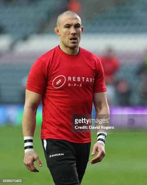 Mike Brown of Leicester Tigers wearing a Restart T shirt in support ot Restart, the Rugby Players Association charity prior to the Gallagher...