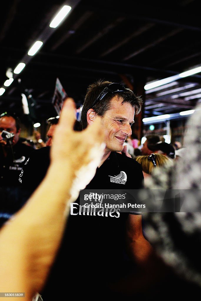 Team NZ Welcomed Home After America's Cup