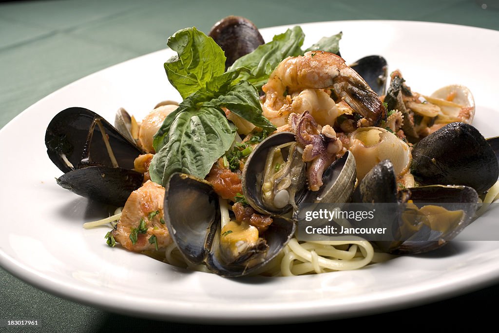 Linguine Pescatore Seafood Pasta
