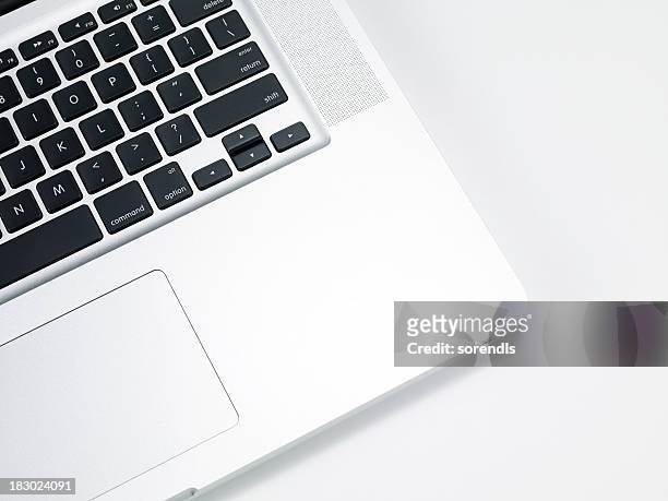 computer portatile dettaglio - tastiera di computer foto e immagini stock