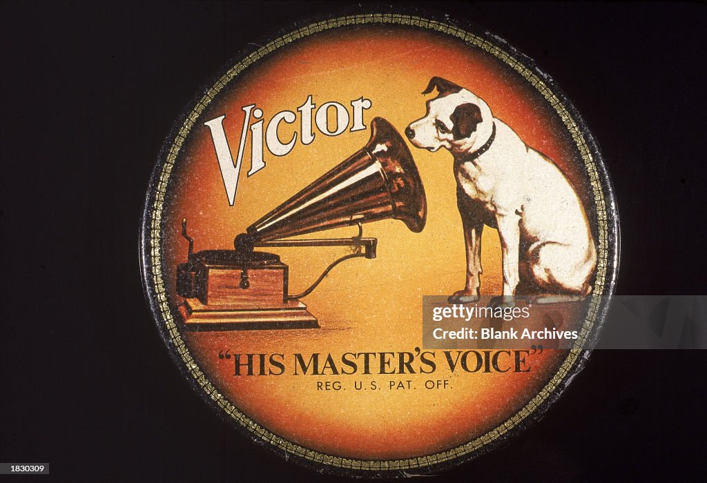 Gramophone Rca Dog Logo RCA Victor His Master's Voice Office Victrola