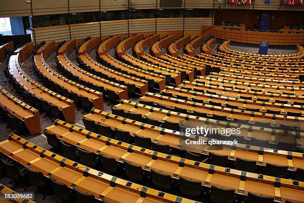 sala di gruppo - parlamento europeo foto e immagini stock