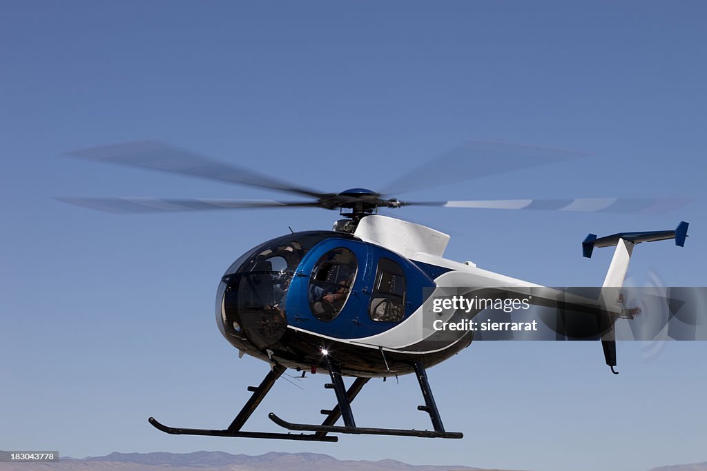 Helicóptero Huges 500