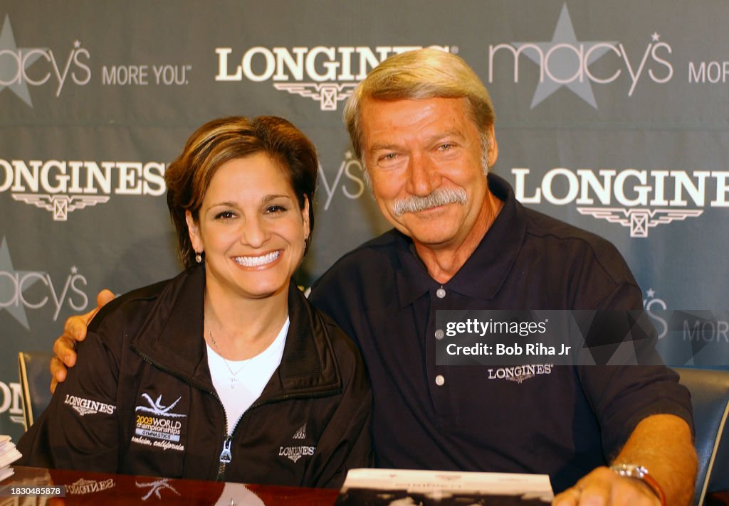 Olympian Mary Lou Retton Visits Fans
