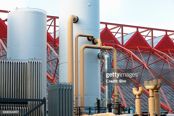 tanques de aço moderna indústria - compartimento de arrumação imagens e fotografias de stock