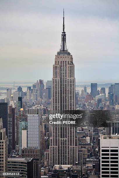 new york - top of empire state building stock pictures, royalty-free photos & images