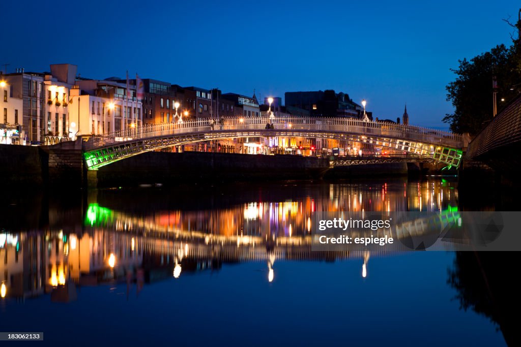 Dublin and Ha'penny Bridge at night, Ireland