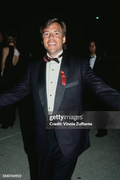 American sportscaster Bob Costas, wearing a tuxedo and bow tie, attends the 44th Annual Primetime Emmy Awards, held at the Pasadena Civic Auditorium...