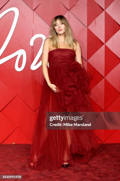 Suki Waterhouse attends The Fashion Awards 2023 presented by Pandora at the Royal Albert Hall on December 04, 2023 in London, England.