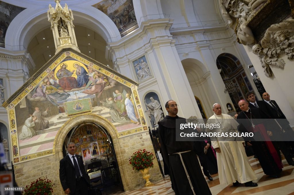 ITALY-POPE-VISIT-ASSISI