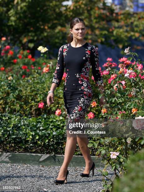 Crown Princess Victoria Of Sweden walks through the United Nations Rose garden during a visit the United Nations on October 4, 2013 in New York City.