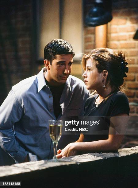 The One Where Rachel Finds Out" Episode 124 -- Pictured: David Schwimmer as Ross Geller, Jennifer Aniston as Rachel Green --