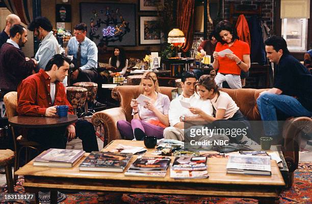 The One Where Rachel Finds Out" Episode 124 -- Pictured: Matt LeBlanc as Joey Tribbiani, Lisa Kudrow as Phoebe Buffay, David Schwimmer as Ross...