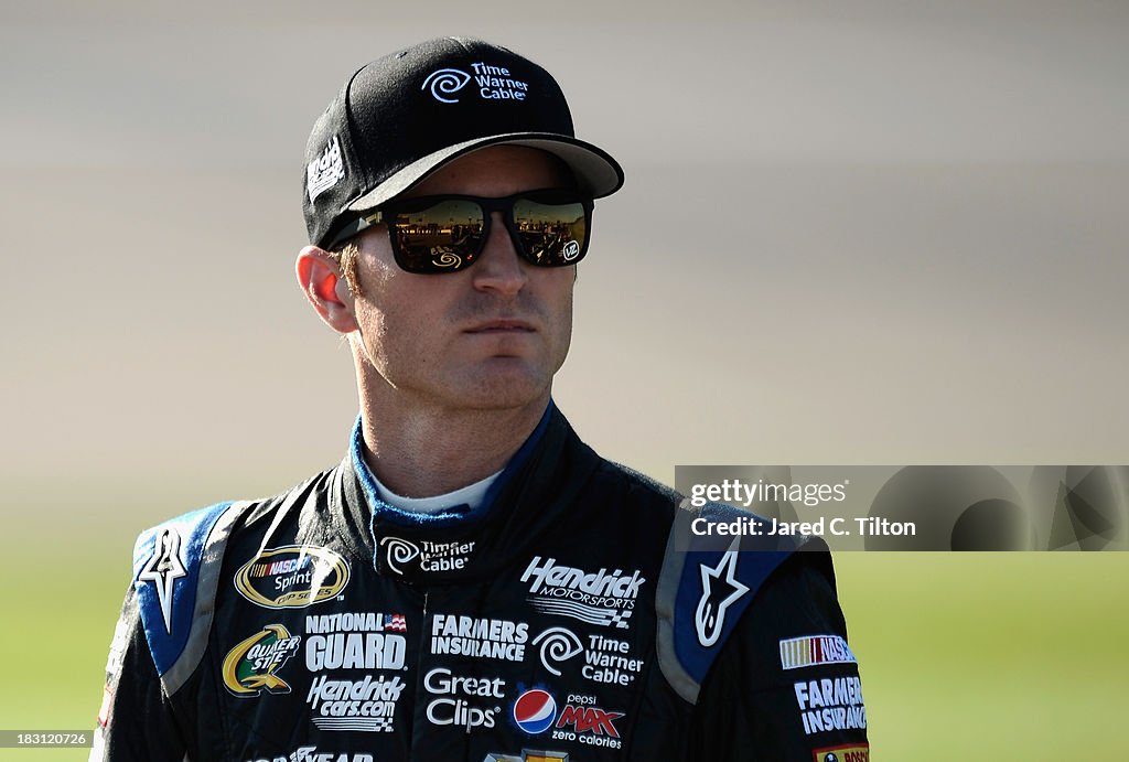 13th Annual Hollywood Casino 400 - Qualifying