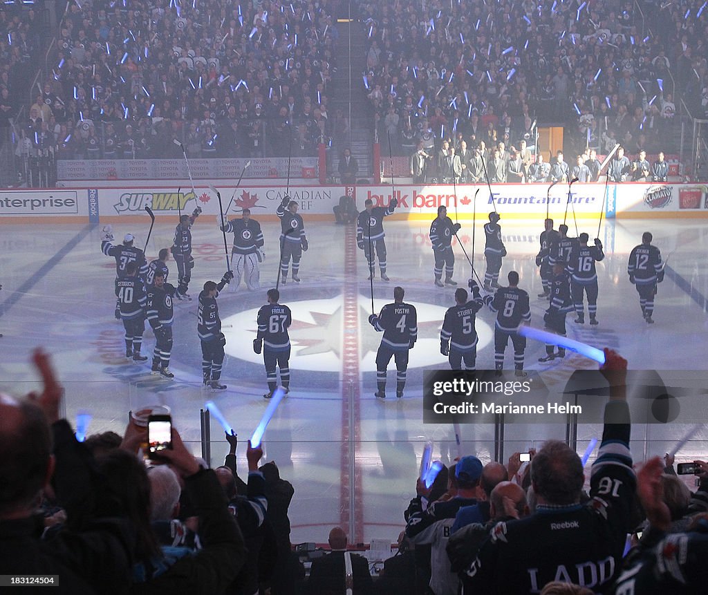 Los Angeles Kings v Winnipeg Jets