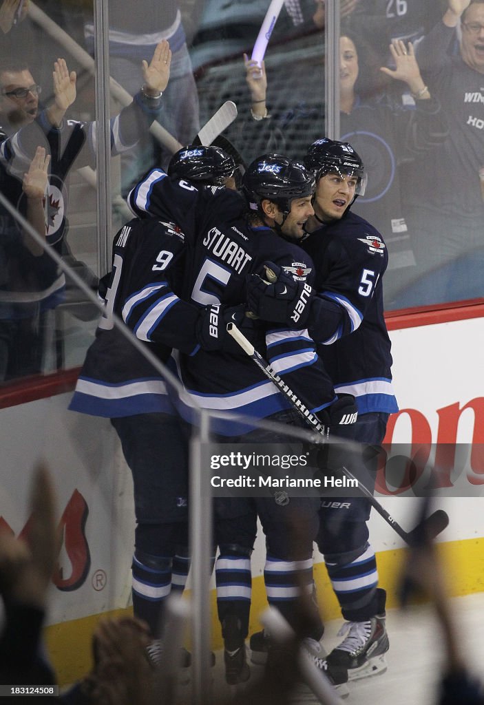 Los Angeles Kings v Winnipeg Jets