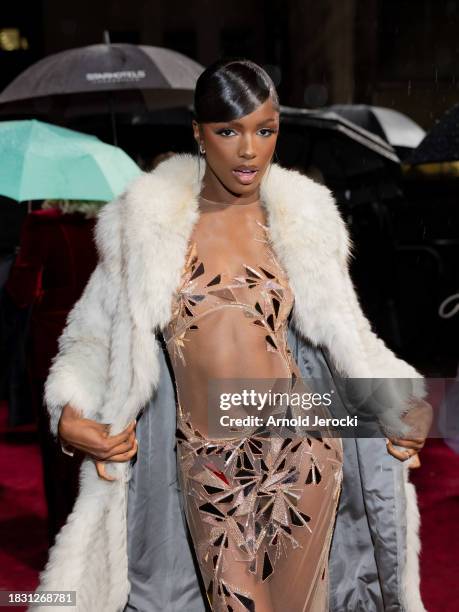 Leomie Anderson attends The Fashion Awards 2023 presented by Pandora on December 04, 2023 in London, England.